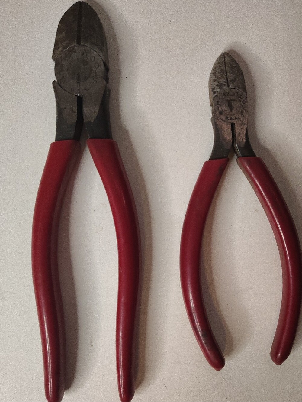 Klein Tools Diagonal Cutting pliers 220-7 202-6 Lot Of 2 Made In USA